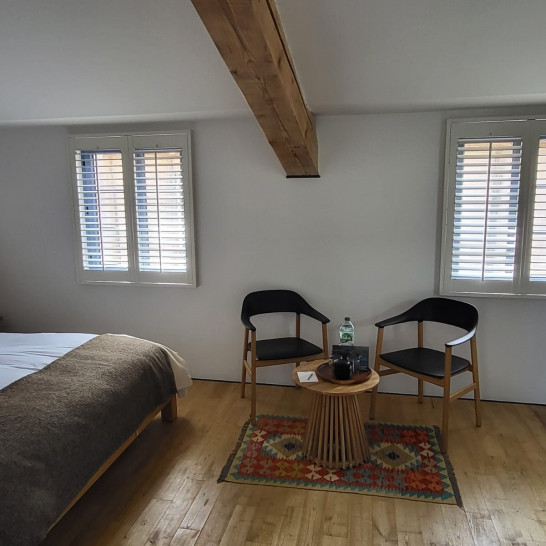 Hotel Bouquerie Lagrasse JASNO Shutters lits.jpg